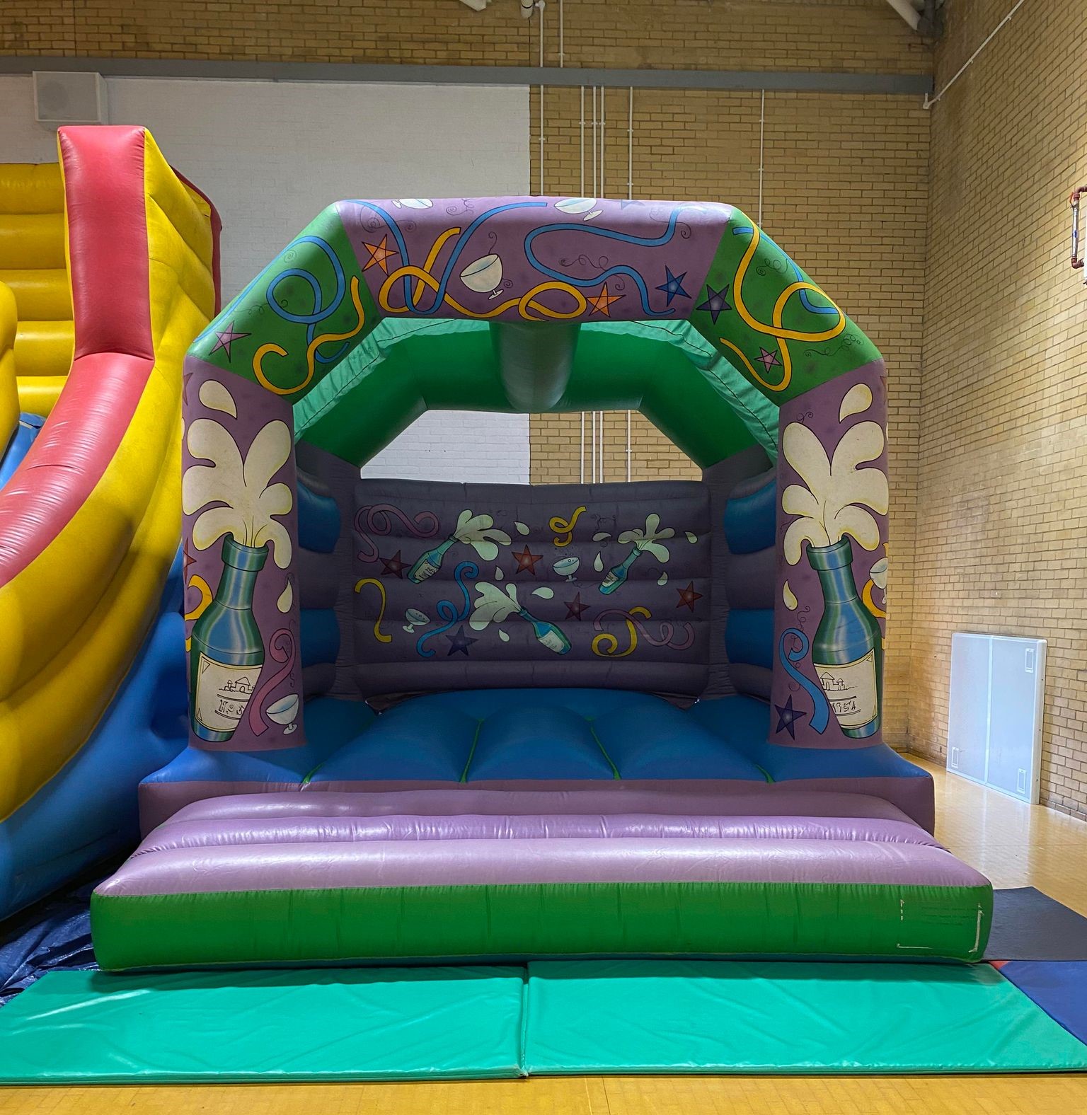 bouncy-castle-hire-epsom
