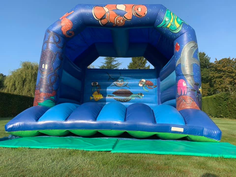bouncy-castle-hire-sutton